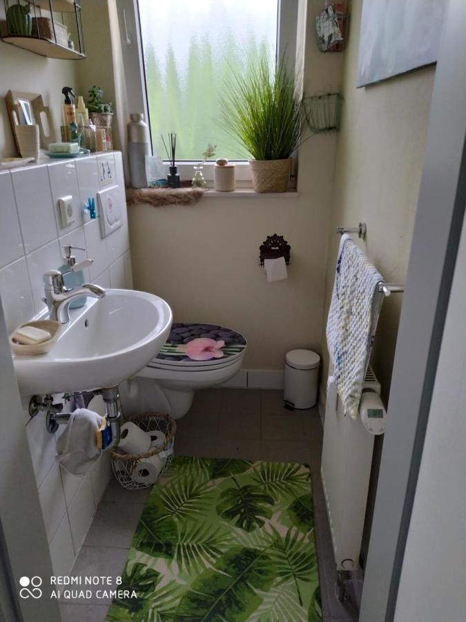 Gemuetliches Einzelzimmer Super Late Check In Moeglich Brake  Exteriör bild
